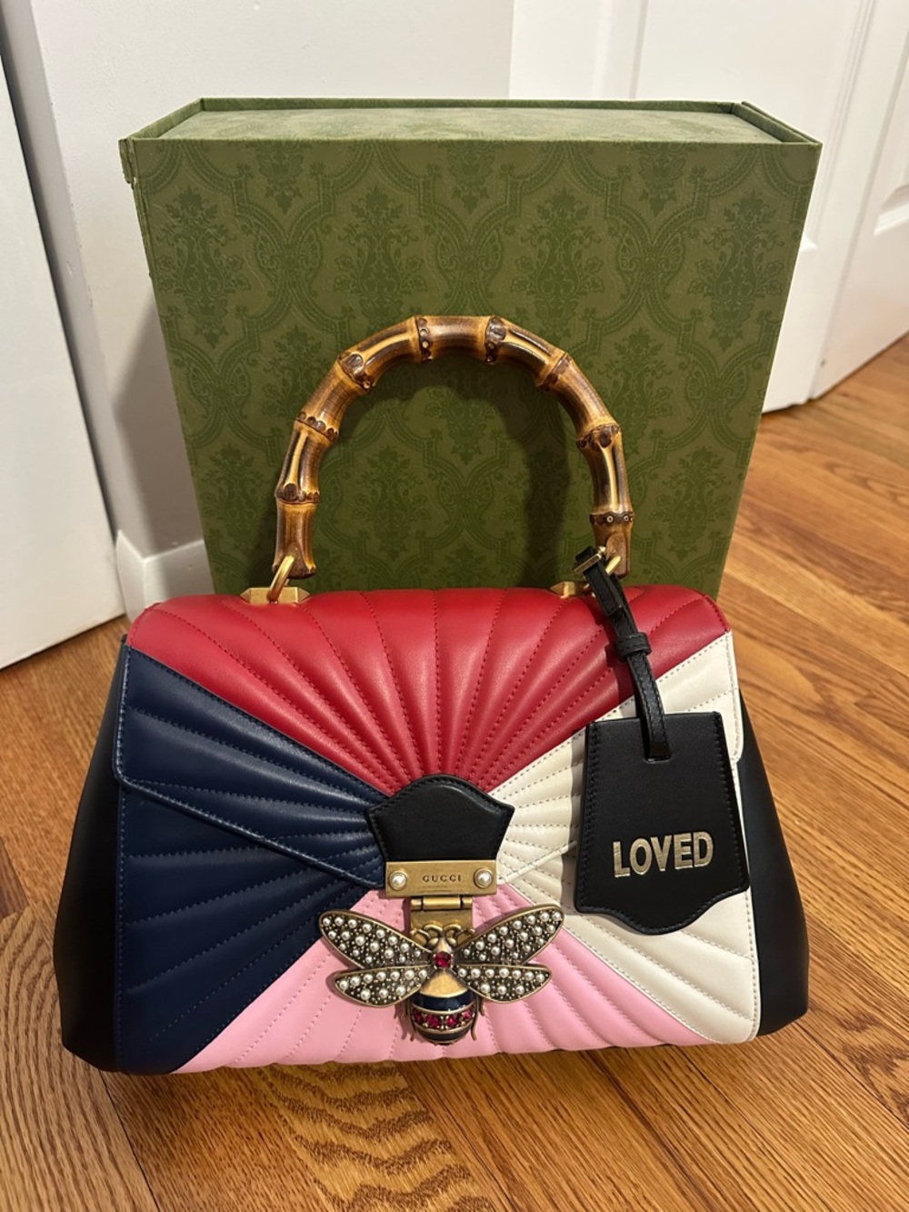 Gucci Faux Pearl Queen Margaret Medium